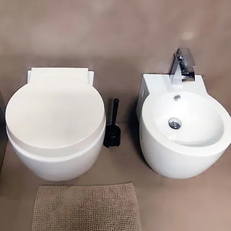 Behind Duomo - Design In Centro Con Parcheggio Disponibile Daire