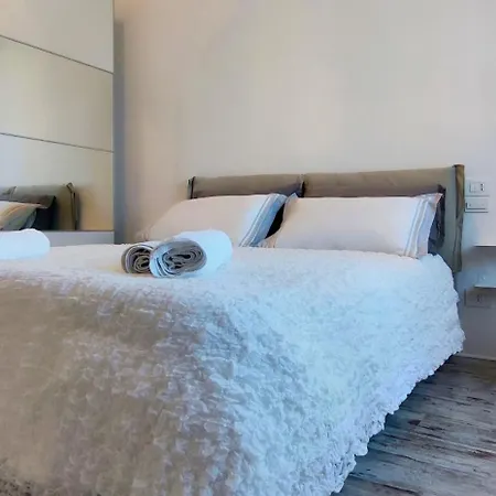 Behind Duomo - Design Apartment And Private Parking In The Center * Torino