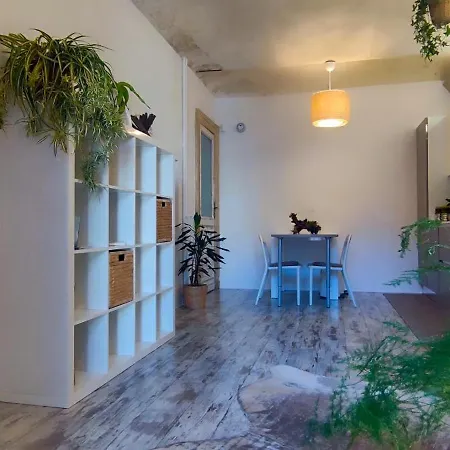 Behind Duomo - Design Apartment And Private Parking In The Center Apartman