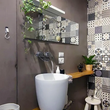 Behind Duomo - Design Apartment And Private Parking In The Center Apartman