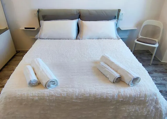 Behind Duomo - Design In Centro Con Parcheggio Disponibile شقة *