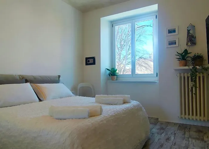 شقة Behind Duomo - Design In Centro Con Parcheggio Disponibile تورينو