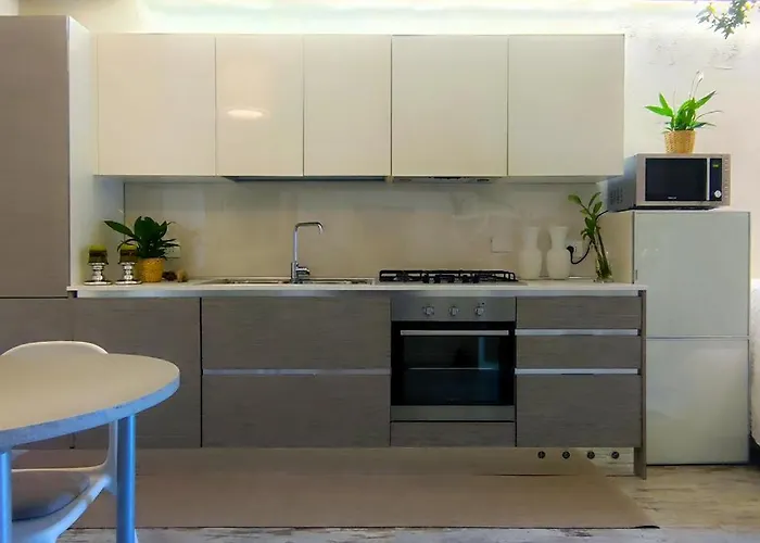 Behind Duomo - Design In Centro Con Parcheggio Disponibile 토리노